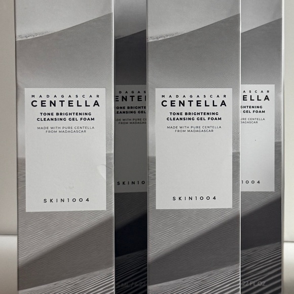 Centella Tone Brightening Skincare Bundle (9) - NIB (Exp 2028) - Picture 2 of 5